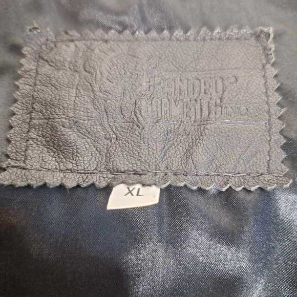 Vintage Branded Garment Inc."The Joe Camel" Biker core leather vest size XL. - Picture 6 of 12